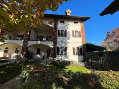 Foto Villa in vendita a Bernate Ticino