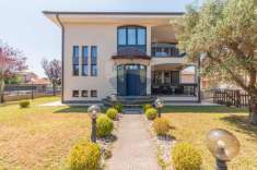 Foto Villa in vendita a Blera