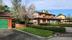 Foto Villa in vendita a Bogogno