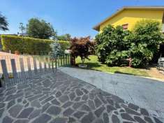 Foto Villa in vendita a Boltiere