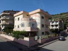 Foto Villa in vendita a Bosa - 14 locali 322mq