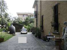 Foto Villa in Vendita a Bovisio-Masciago