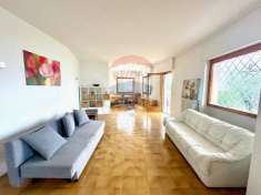 Foto Villa in vendita a Brenzone
