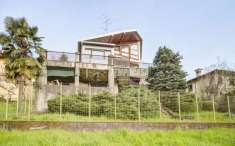Foto Villa in vendita a Buguggiate