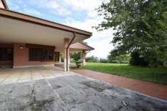 Foto Villa in Vendita a Bussolengo Bussolengo