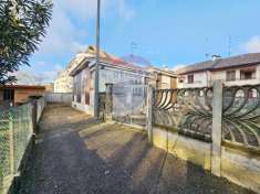 Foto Villa in vendita a Busto Arsizio