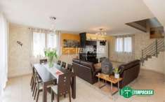 Foto Villa in vendita a Busto Arsizio