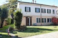 Foto villa in vendita a Cabiate (CO)