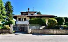 Foto Villa in vendita a Cadorago - 5 locali 250mq