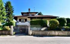 Foto Villa in vendita a Cadorago