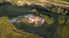 Foto Villa in vendita a Cagli