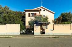 Foto Villa in vendita a Cagliari - 6 locali 265mq