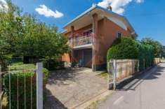 Foto Villa in vendita a Cairate