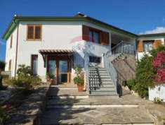 Foto Villa in vendita a Calasetta - 11 locali 320mq