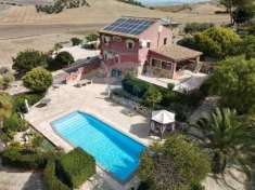 Foto Villa in vendita a Caltagirone