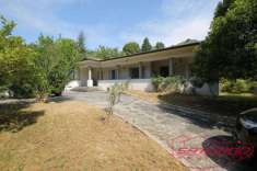 Foto Villa in Vendita a Camaiore Via Masone,  210