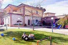 Foto Villa in vendita a Campobasso