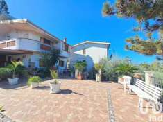 Foto Villa in vendita a Campofelice Di Roccella