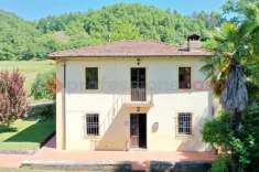 Foto Villa in vendita a Camporgiano