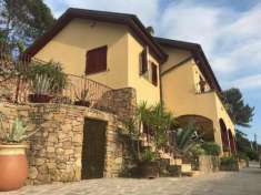 Foto Villa in vendita a Camporosso