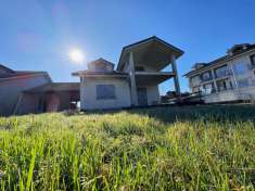 Foto Villa in vendita a Canelli