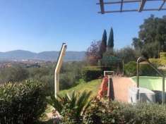 Foto Villa in vendita a Caniparola - Fosdinovo 500 mq  Rif: 1284930