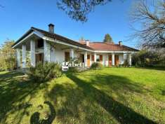 Foto Villa in vendita a Cantarana