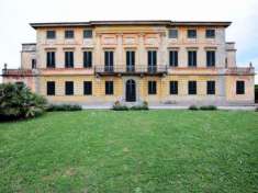 Foto Villa in vendita a Capannori - 33 locali 1468mq