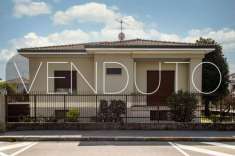Foto Villa in vendita a Caponago