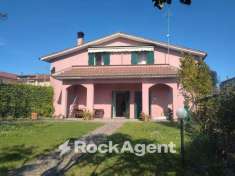 Foto Villa in vendita a Caprarola