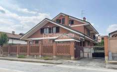 Foto Villa in vendita a Carignano