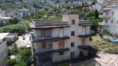 Foto Villa in vendita a Carini - 20 locali 450mq