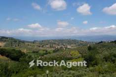 Foto Villa in vendita a Carmignano - 6 locali 440mq