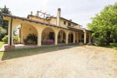 Foto Villa in vendita a Carmignano