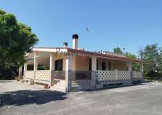 Foto Villa in vendita a Carovigno