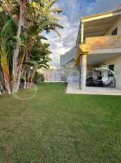 Foto Villa in vendita a Carovigno