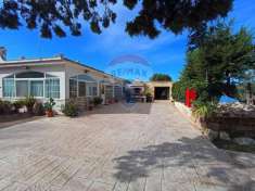 Foto Villa in vendita a Carovigno