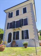 Foto Villa in vendita a Carrara centro