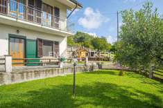 Foto Villa in vendita a Carrodano