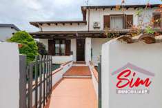 Foto Villa in vendita a Casalbeltrame