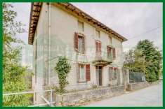 Foto Villa in vendita a Casalzuigno