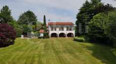 Foto Villa in vendita a Casatenovo