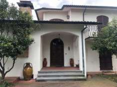 Foto Villa in vendita a Cascina 415 mq  Rif: 1033046