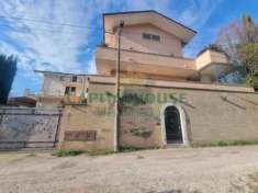 Foto Villa in vendita a Caserta - 9 locali 437mq