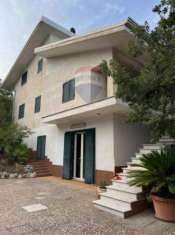 Foto Villa in vendita a Cassano Delle Murge - 5 locali 326mq
