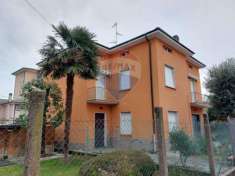 Foto Villa in vendita a Cassano Magnago - 6 locali 270mq