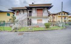 Foto Villa in vendita a Cassano Magnago