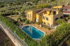 Foto Villa in vendita a Cassino - 11 locali 410mq