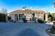 Foto Villa in vendita a Castagneto Carducci - 6 locali 240mq