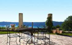 Foto Villa in vendita a Castel Gandolfo